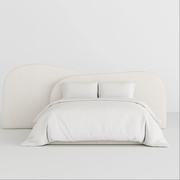 Nivelleaf Upholstered Bed