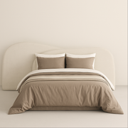 Nivelleaf Upholstered Bed